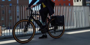 How much does a lease bicycle cost?